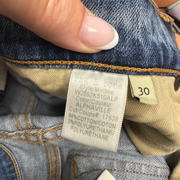 Rag and Bone Jean - Picture 11 of 16